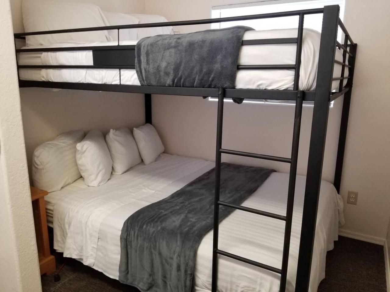 083A Affordable Getaway Near South Rim Sleeps 6 Villa Вал Екстериор снимка
